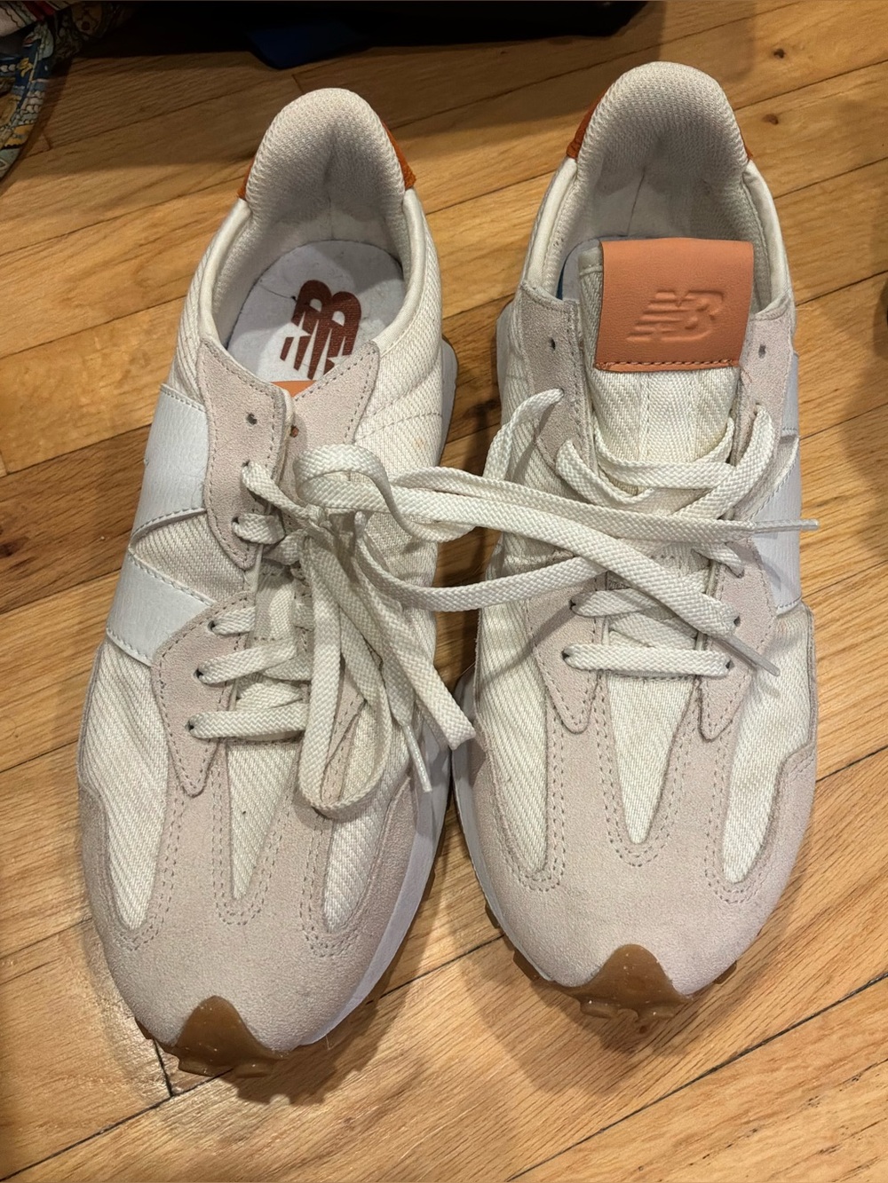 New Balance women’s Cream & Tan Retro Runner Sneakers